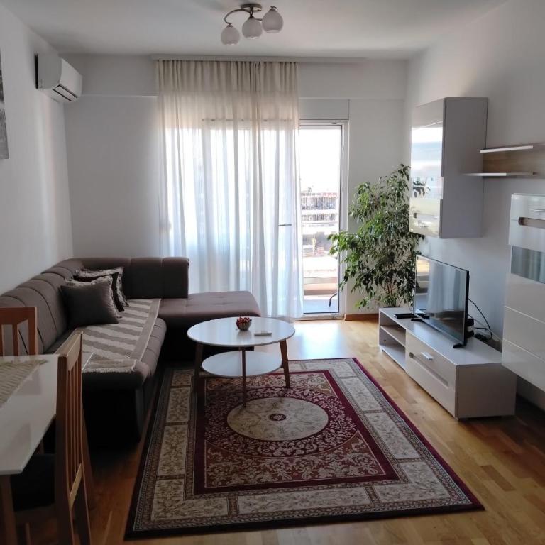 AGA Apartman Podgorica - Apartman sa 1 Spavaćom Sobom - 2