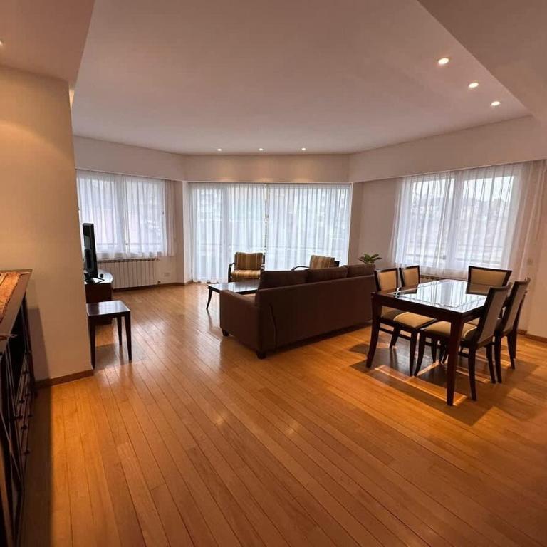 Aunaisin - Fadul 2B Central and comfortable - Three-Bedroom Apartment - 11