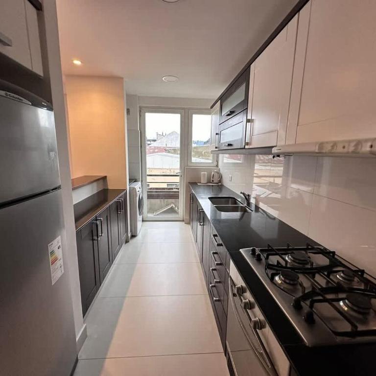 Aunaisin - Fadul 2B Central and comfortable - Three-Bedroom Apartment - 14