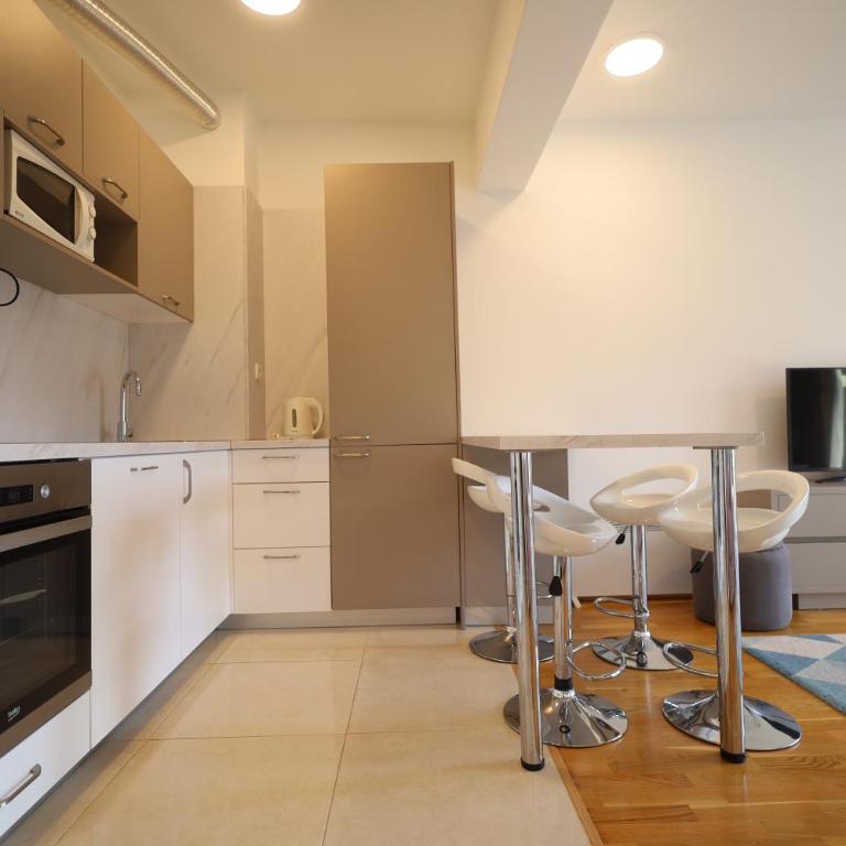 Status-M Apartments 151 - One-Bedroom Apartment with Sea View and Balcony - 9
