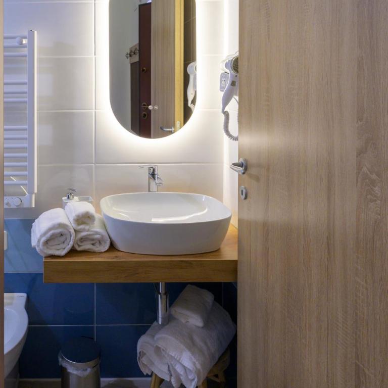 Domus Gargilius - Double Room with Balcony - 5