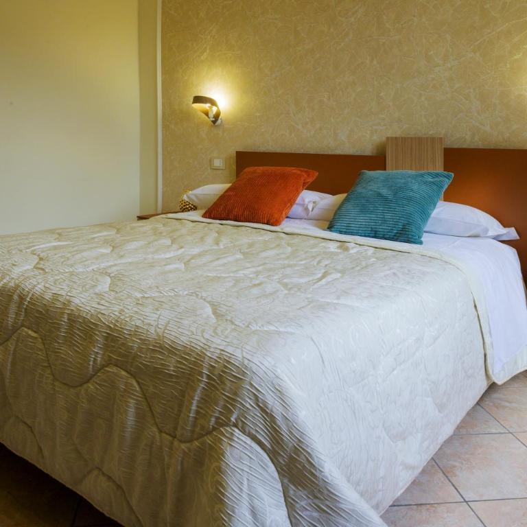 Domus Gargilius - Double Room with Private Bathroom - 9