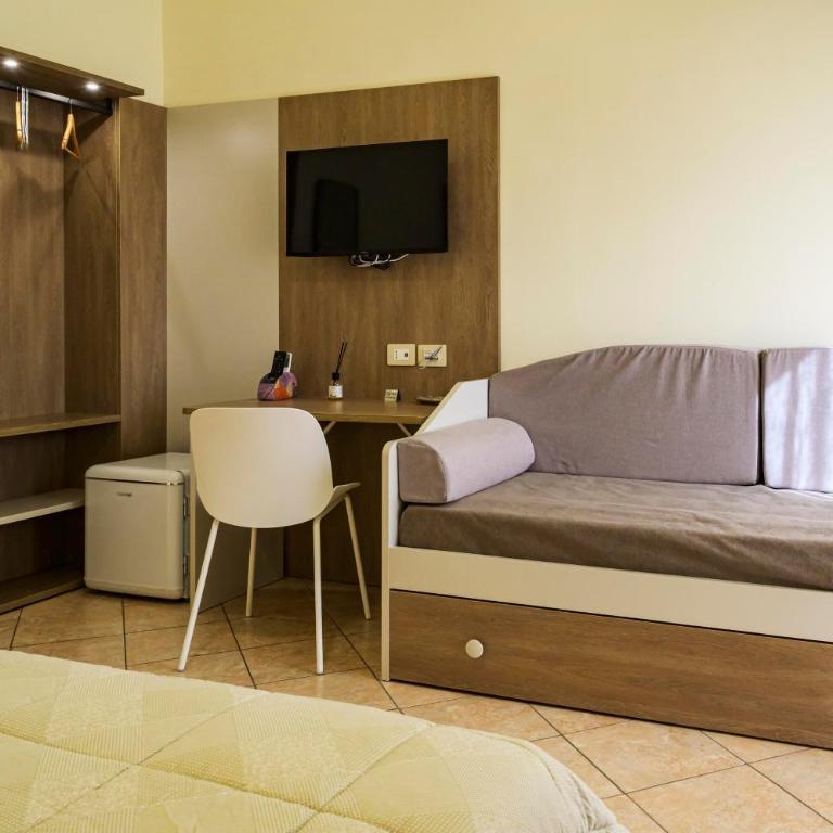 Domus Gargilius - Double Room with Balcony - 11