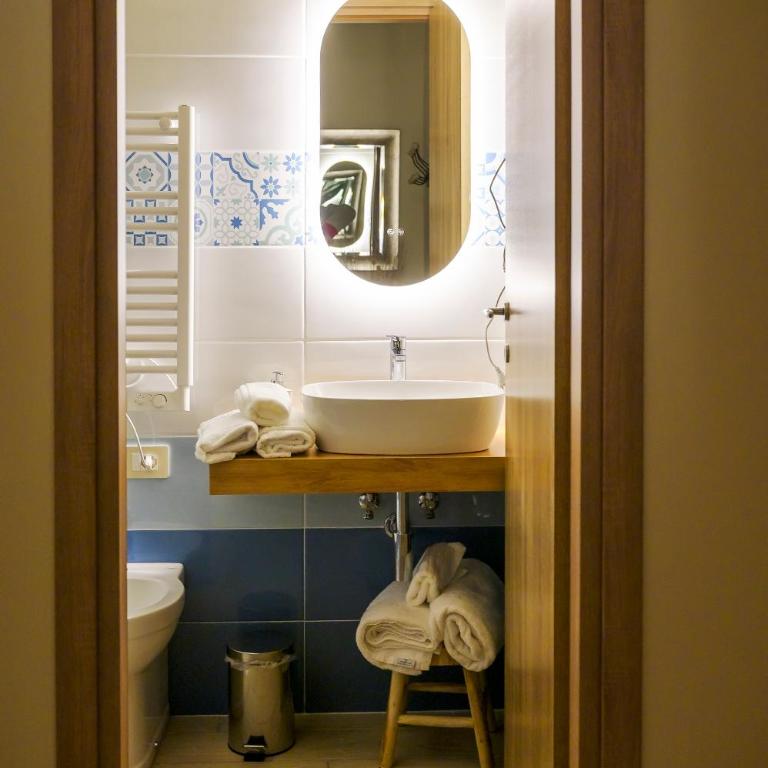 Domus Gargilius - Double Room with Private Bathroom - 13