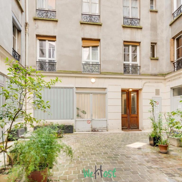 Parisian charm a stone's throw from Montmartre - Apartment - 6