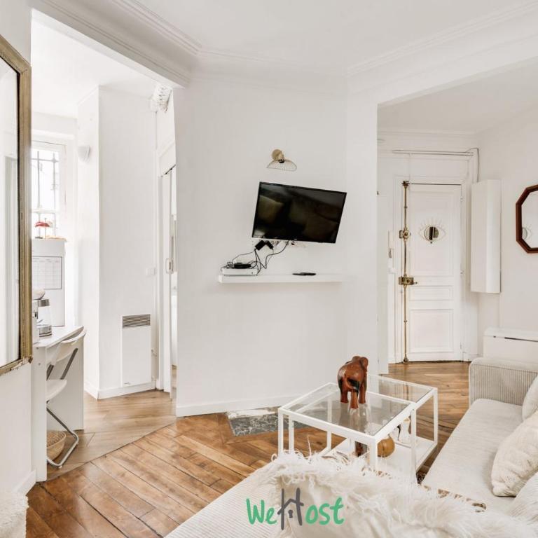 Parisian charm a stone's throw from Montmartre - Apartment - 12