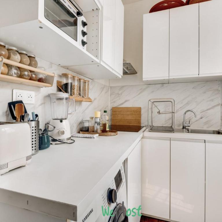 Parisian charm a stone's throw from Montmartre - Apartment - 4