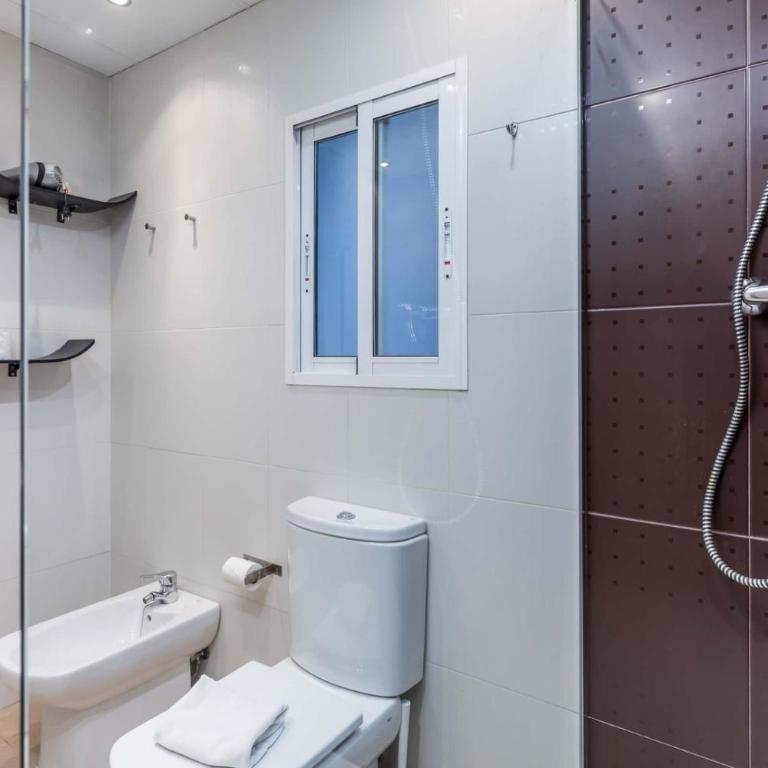 Spacest - Carrer del Poeta Llombart D - Apartment - 7