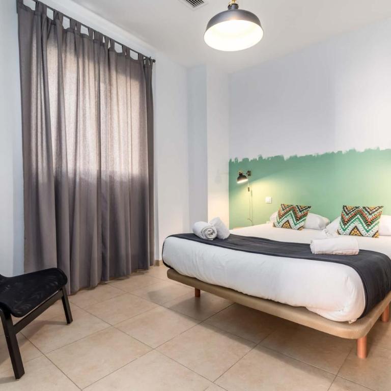 Spacest - Carrer del Poeta Llombart D - Apartment - 9