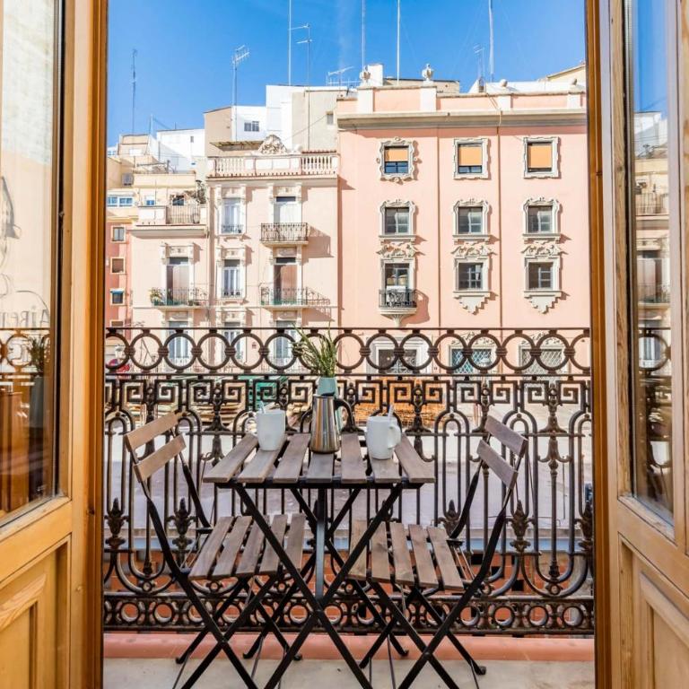 Spacest - Carrer del Poeta Llombart D - Apartment - 23