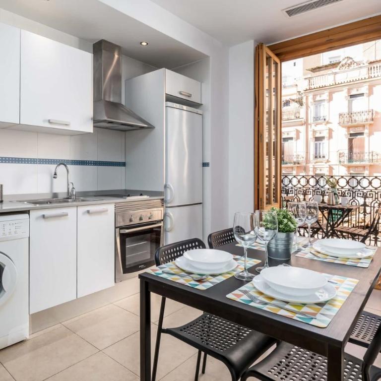 Spacest - Carrer del Poeta Llombart D - Apartment - 29