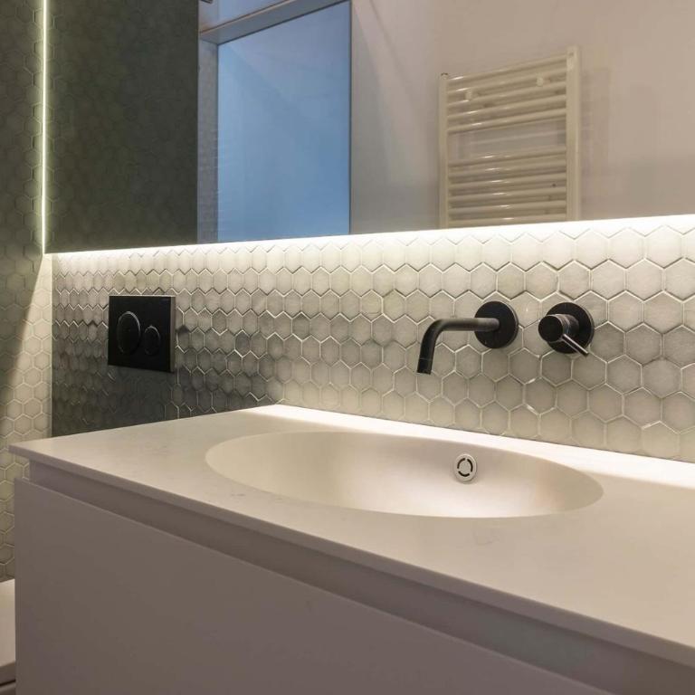 Spacest - Carrer de Martí B - One-Bedroom Apartment with Balcony - 28