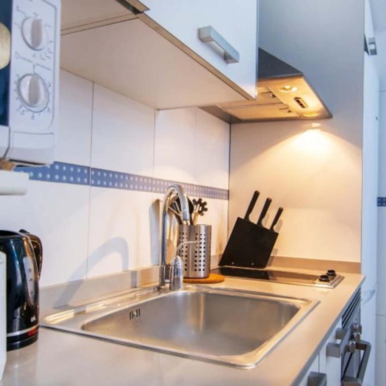 Spacest - Carrer del Poeta Llombart A - One-Bedroom Apartment - 17