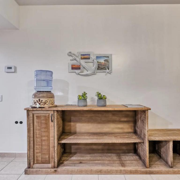 Ground Floor 2BR Beachfront - Steps to Pool - Princesa E104 - BeachBumCondos - Two-Bedroom Apartment - 18