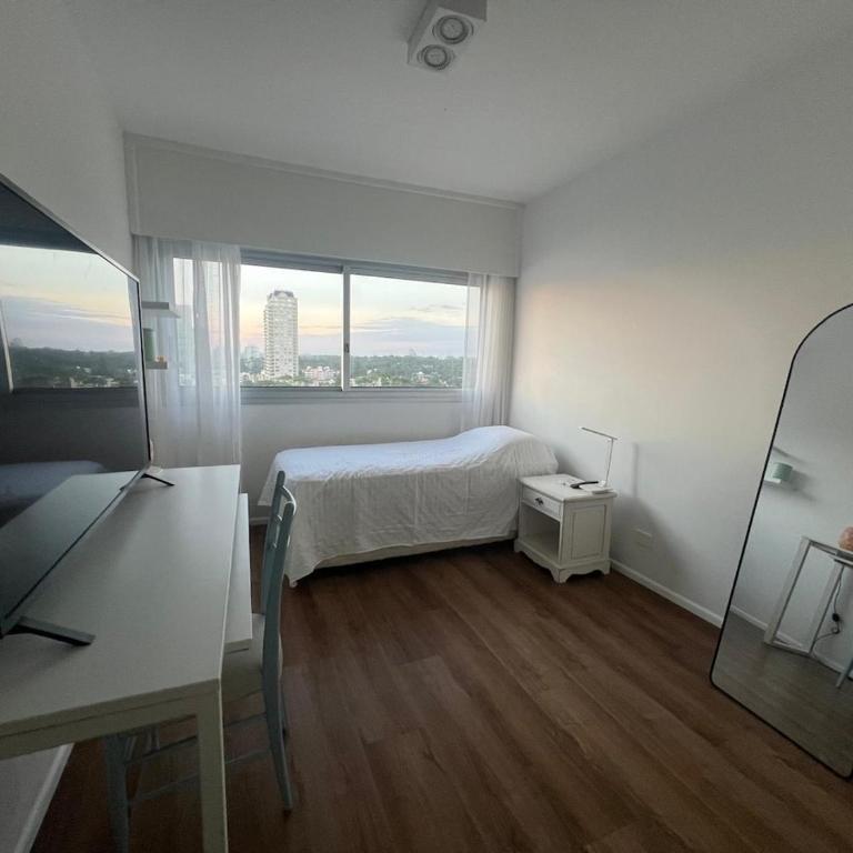 Hermoso apartamento con vista al mar a metros de la playa - Apartamento - 12