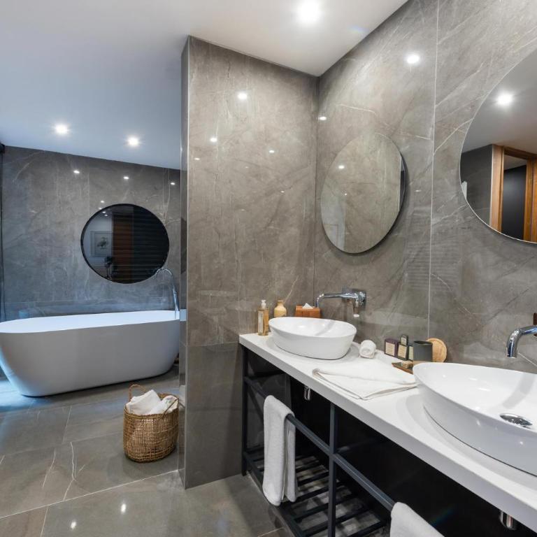 Hotel AWA - Triple Room - 1