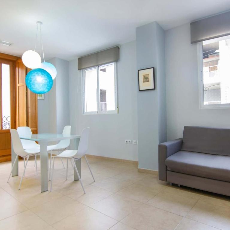 Spacest - Carrer del Poeta Llombart B - Apartment - 10