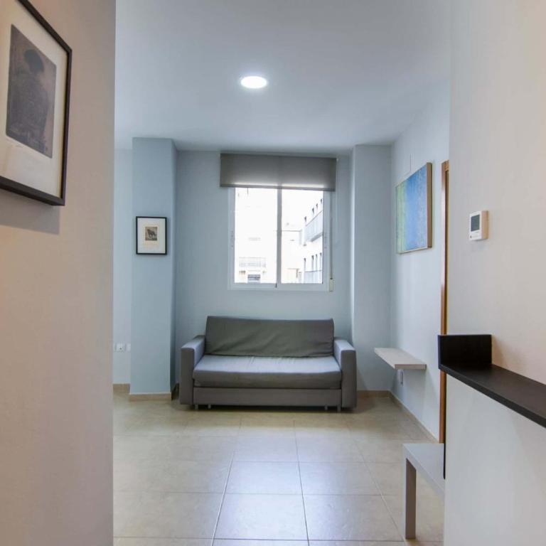 Spacest - Carrer del Poeta Llombart B - Apartment - 11