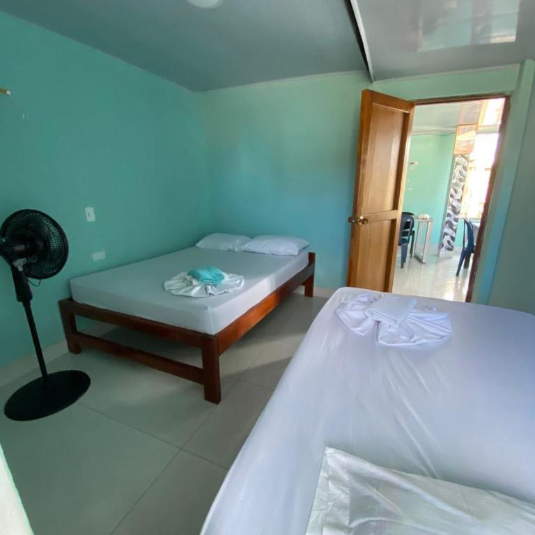 Hotel Y Transporte LadyMar - Habitación Doble Deluxe - 2 camas dobles - 1