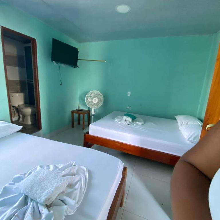 Hotel Y Transporte LadyMar - Habitación Doble Deluxe - 2 camas dobles - 6