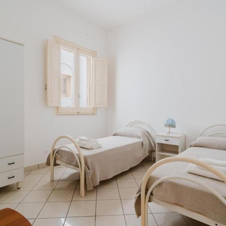 Casa di Lorenzo - Two-Bedroom House - 1