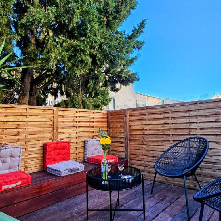 Duplex Aix Sunset Coeur centre historique - Two-Bedroom Apartment - 9