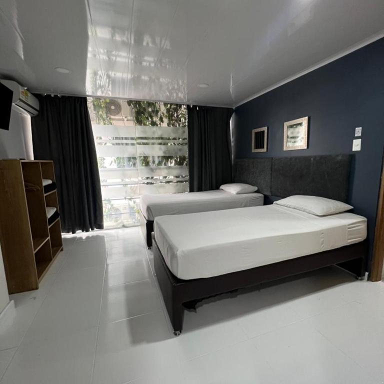 HOTEL A & A SANTA ALEJANDRIA - Habitación Doble Pequeña - 2 camas - 6