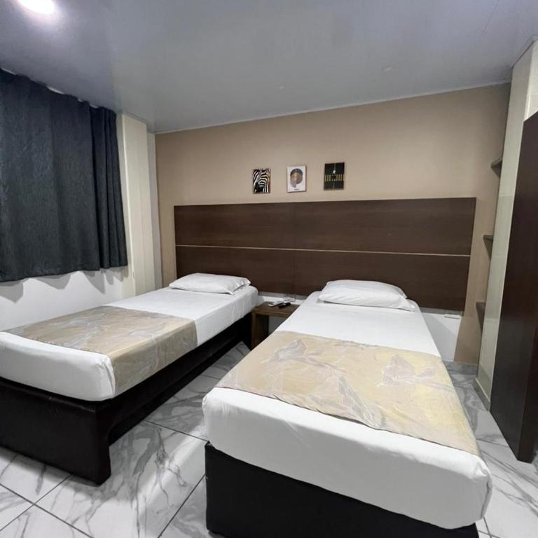 HOTEL A & A SANTA ALEJANDRIA - Habitación Doble Pequeña - 2 camas - 3