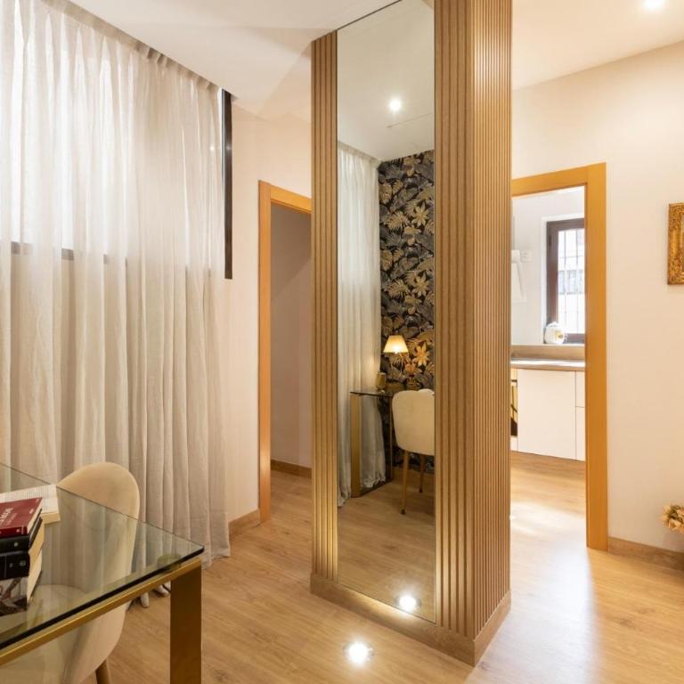 Siesta Real de Cartuja - Three-Bedroom Apartment - 8