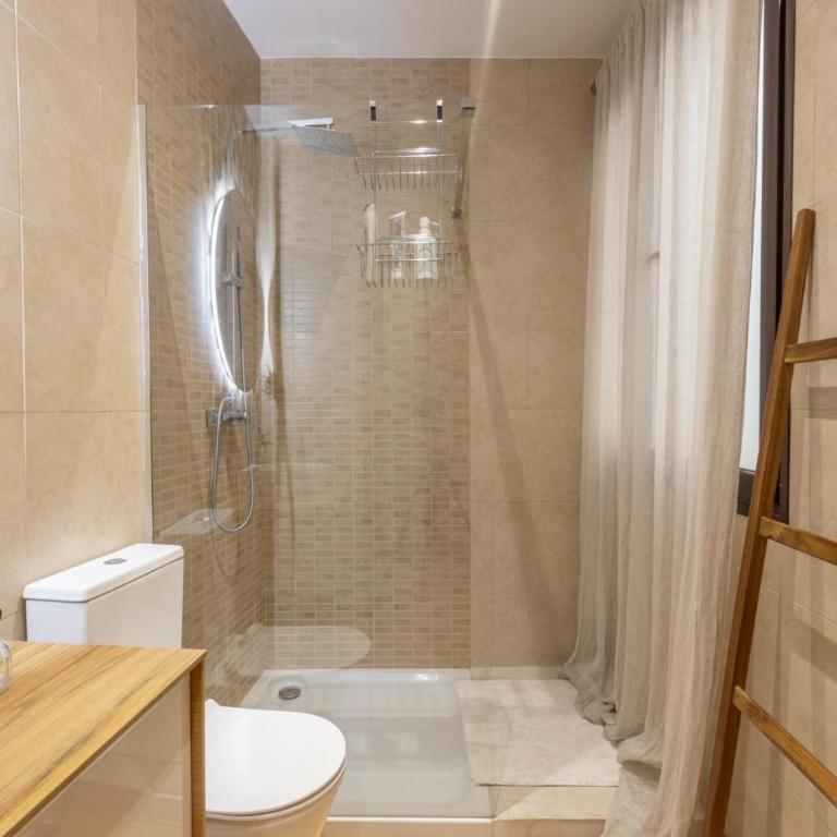 Siesta Real de Cartuja - Three-Bedroom Apartment - 39