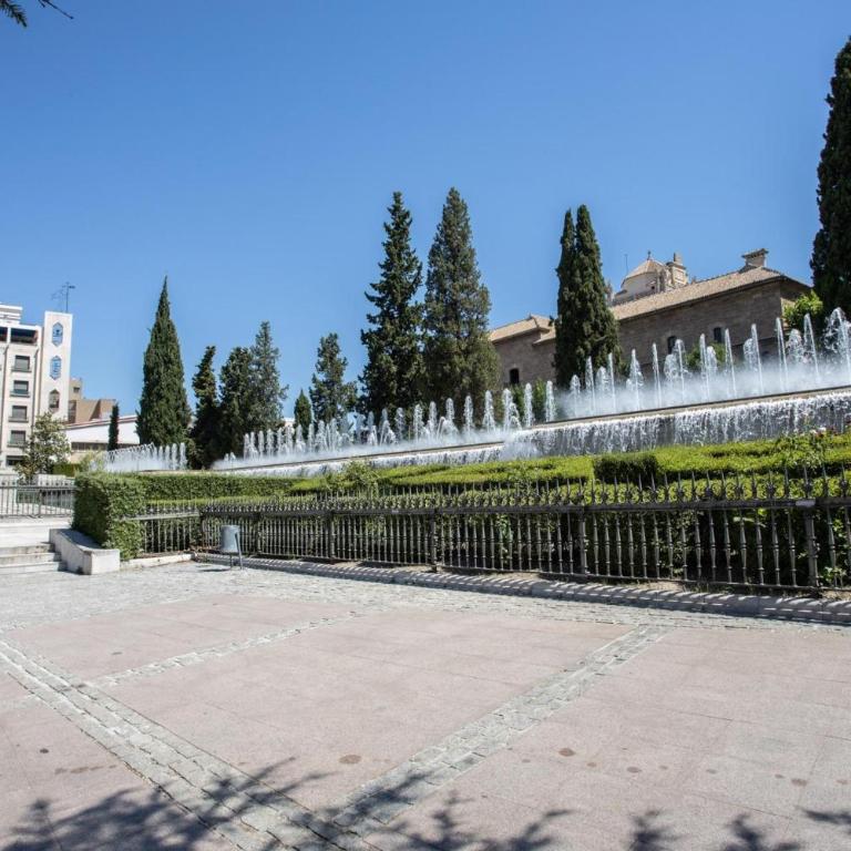 Siesta Real de Cartuja - Three-Bedroom Apartment - 40