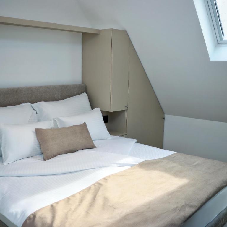 Giorgio Luxury Suites - Superior Studio - 1
