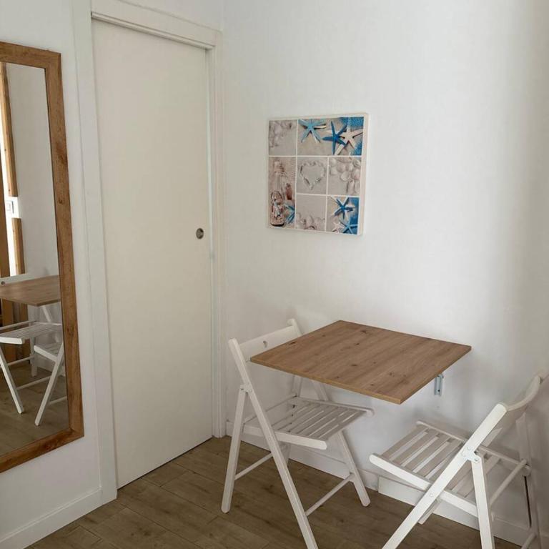 Coqueto Mini piso / Estudio/ 20 metros / playa / Wifi - Apartamento de 1 dormitorio - 5