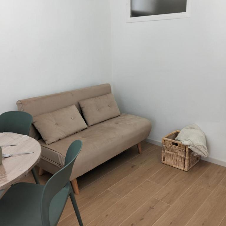 La casetta di Tommy e Vitto in pieno centro a Sanremo bilocale 4 posti letto - Appartamento con 1 Camera da Letto - 10