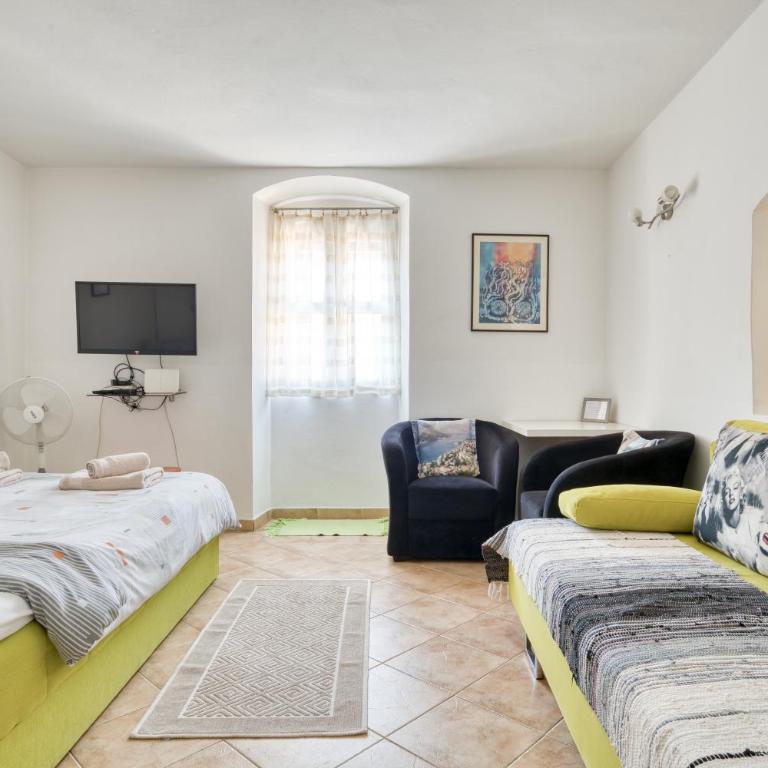 Old Town Boskovic Apartment - One-Bedroom Apartment - 8