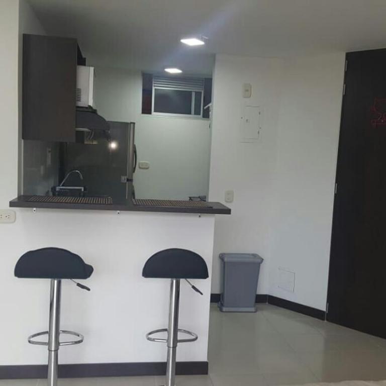 Vista increíble cerca a Calasanz y Metro Santa Lucía - Seguridad 24 h - Apartamento de 1 dormitorio - 10