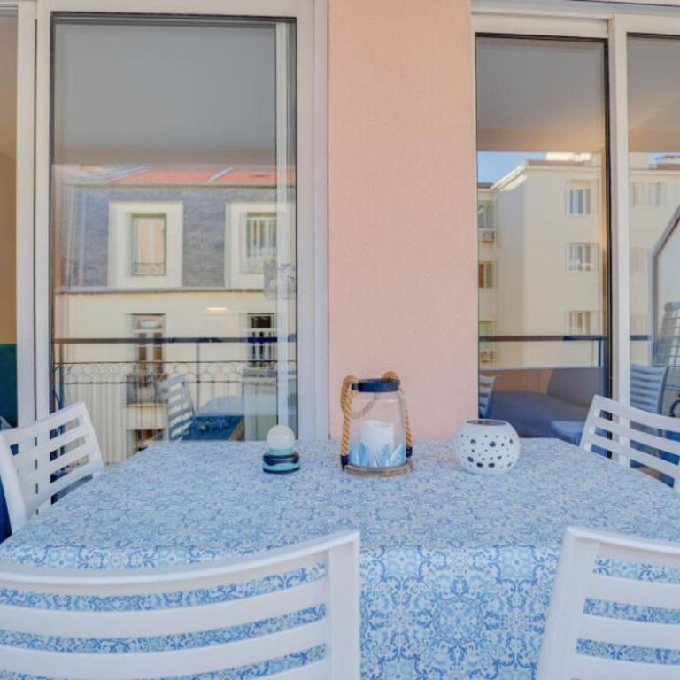 2 pièces plein Centre, Terrasse, Parking - One-Bedroom Apartment with Terrace - 18