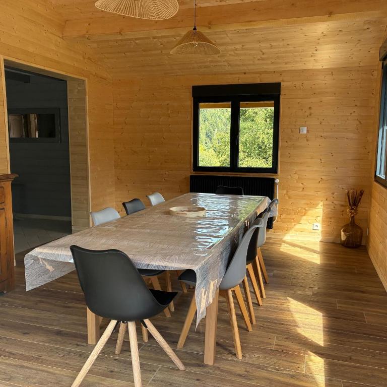 AU PETIT BONHEUR "bain nordique" - Maison 5 Chambres - 5