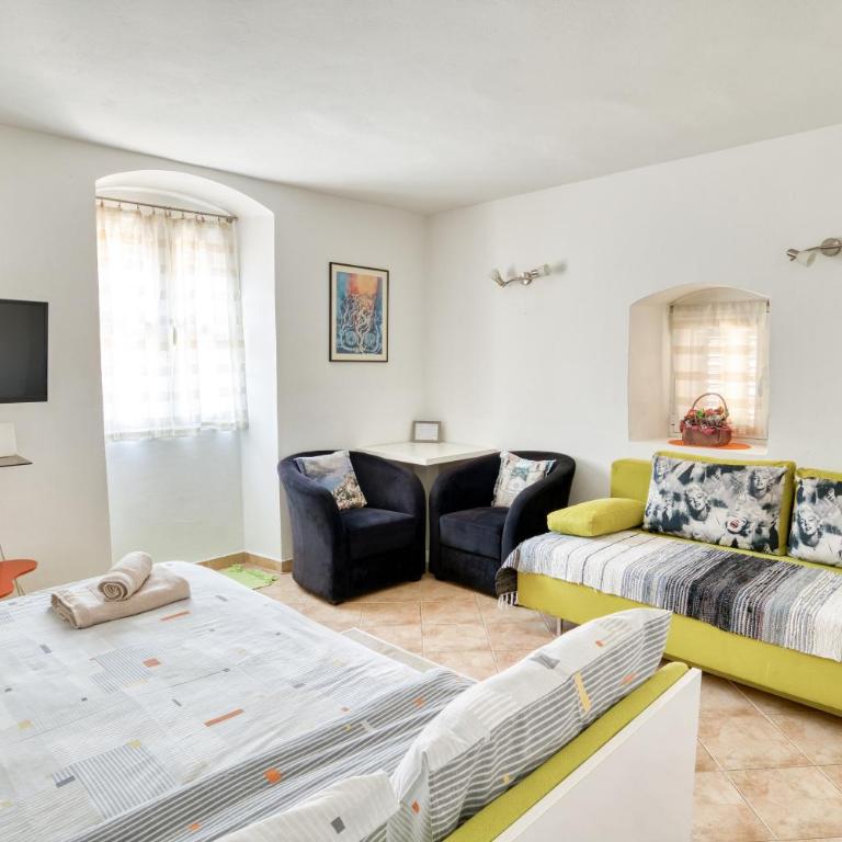 Old Town Boskovic Apartment - One-Bedroom Apartment - 2