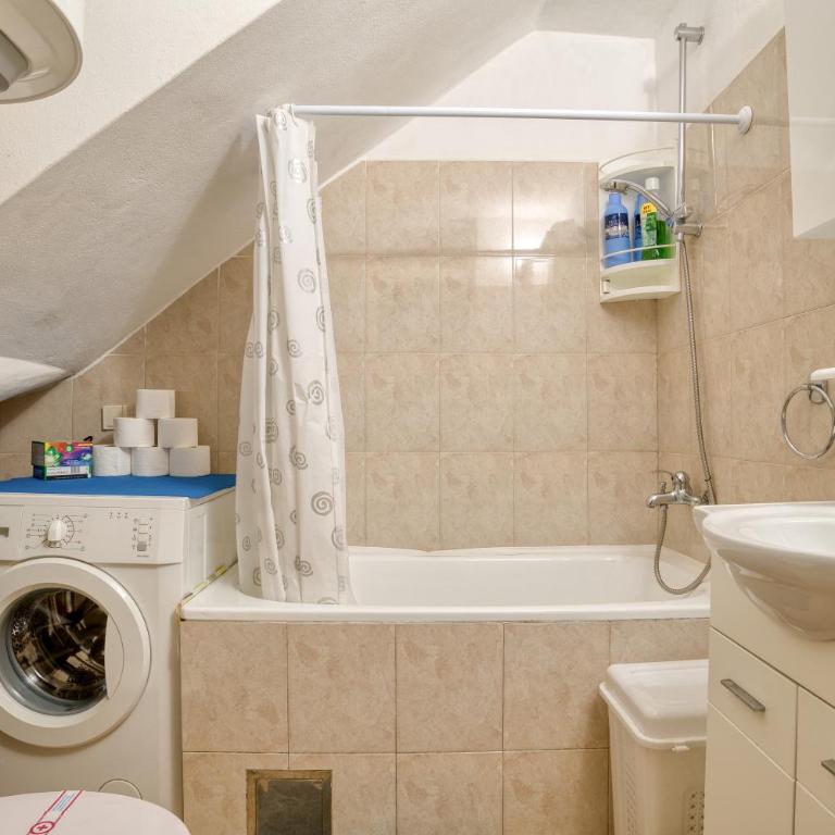 Old Town Boskovic Apartment - One-Bedroom Apartment - 16
