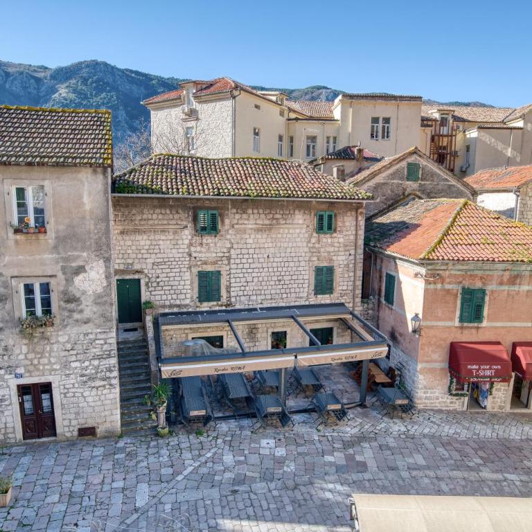 Old Town Boskovic Apartment - One-Bedroom Apartment - 17