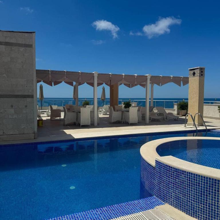 SF Apartments Lux - Two-Bedroom Apartment with Sea View - 3