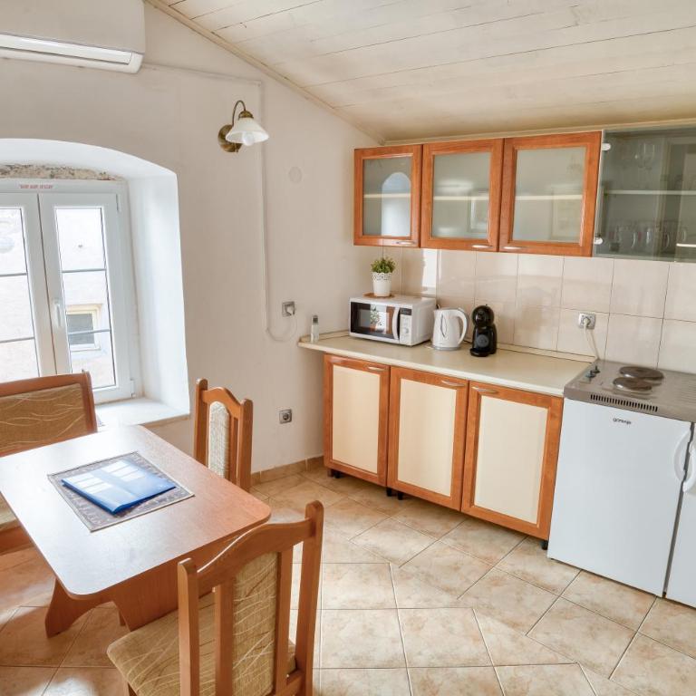 OLD TOWN 303 - Standard Apartment - 15