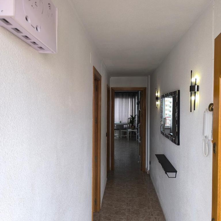 Kalifornia Benidorm Playa Piscina, Terraza Privada y Parking Gratis - Apartamento de 1 dormitorio - 14