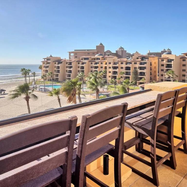 Two-Story 3-Bedroom Beachfront Penthouse at Princesa Resort - BeachBumCondos - Apartamento - 5