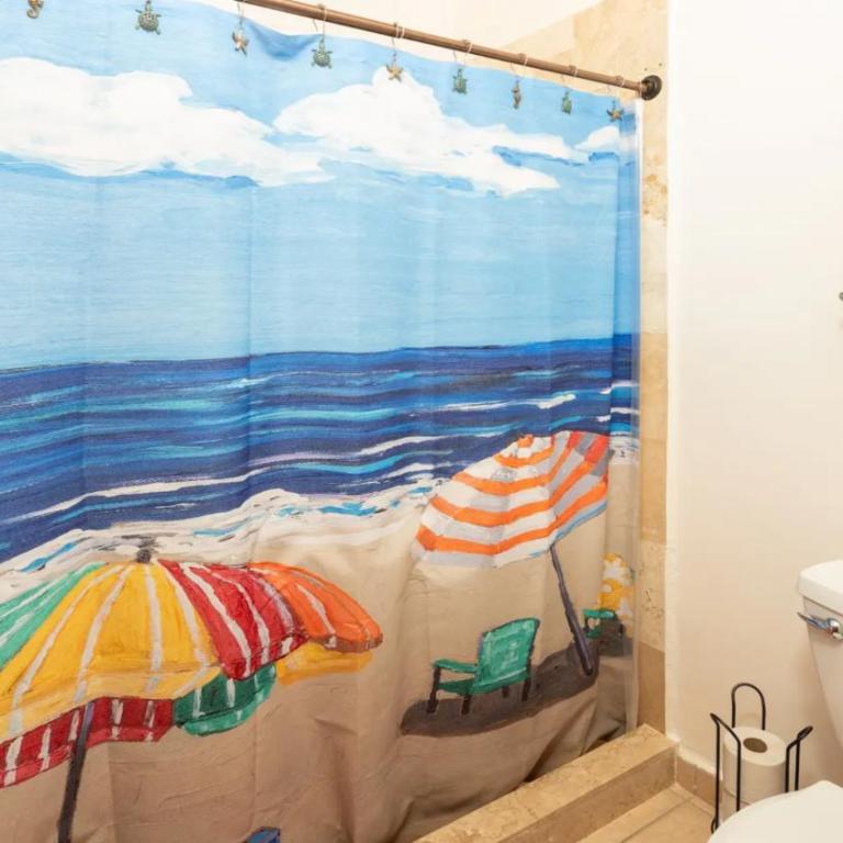 Two-Story 3-Bedroom Beachfront Penthouse at Princesa Resort - BeachBumCondos - Apartamento - 41
