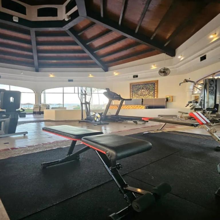 Two-Story 3-Bedroom Beachfront Penthouse at Princesa Resort - BeachBumCondos - Apartamento - 49