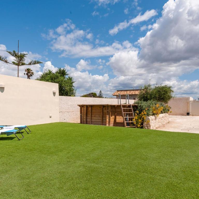 Villa Mediterranea - Three-Bedroom Villa - 18