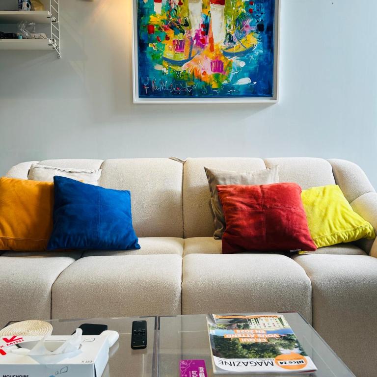 French Riviera Escapade - Steps from the Beach - Appartement avec Vue et Balcon - 5