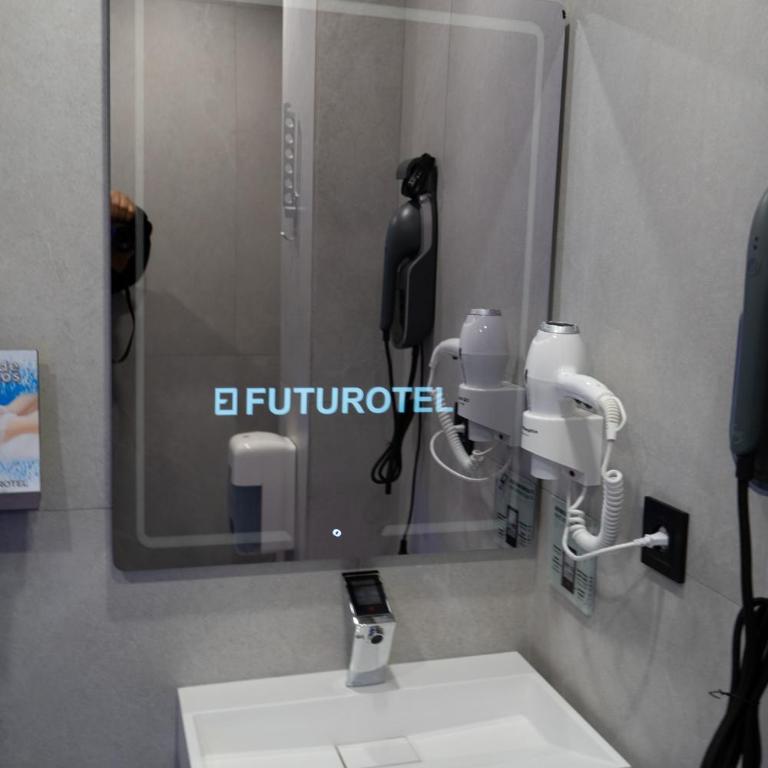 Futurotel Space Spa Madrid Center - Deluxe Double Room - 7
